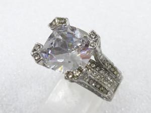 クリスタル　指輪(19.5号)